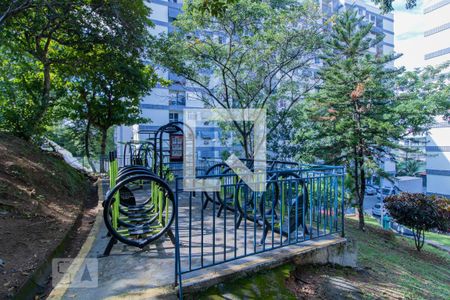 Apartamento para alugar com 54m², 2 quartos e 1 vaga Apartamento para alugar com 54m², 2 quartos e 1 vagaÁrea comum - Academia