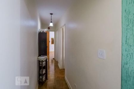 Apartamento à venda com 58m², 2 quartos e sem vagaCorredor
