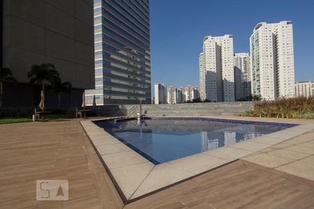 Apartamento à venda com 63m², 2 quartos e 1 vaga Apartamento à venda com 63m², 2 quartos e 1 vagaÁrea comum - Piscina