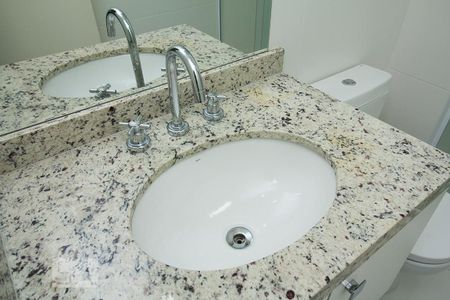 Apartamento à venda com 63m², 2 quartos e 1 vaga Apartamento à venda com 63m², 2 quartos e 1 vagaDetalhe Banheiro Suíte