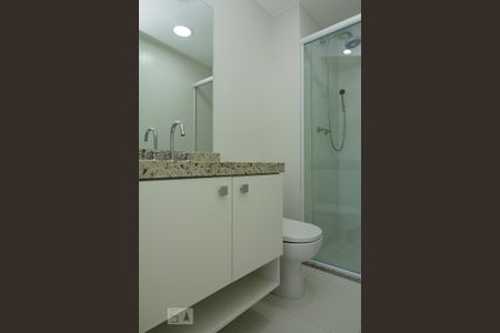 Apartamento à venda com 63m², 2 quartos e 1 vaga Apartamento à venda com 63m², 2 quartos e 1 vagaBanheiro Suíte - Armários