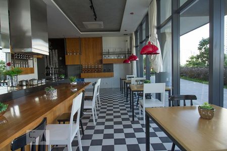 Apartamento à venda com 63m², 2 quartos e 1 vaga Apartamento à venda com 63m², 2 quartos e 1 vagaÁrea comum - Salão de festas