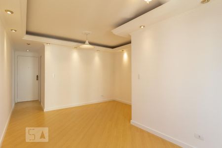 Apartamento à venda com 55m², 2 quartos e 1 vaga Apartamento à venda com 55m², 2 quartos e 1 vagaSala
