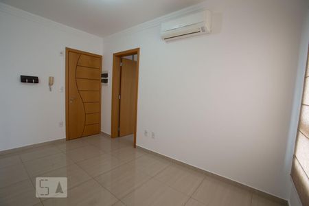 Sala de apartamento para alugar com 1 quarto, 37m² em Residencial Flórida, Ribeirão Preto