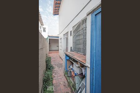 Casa à venda com 160m², 3 quartos e 2 vagasCorredor Lateral