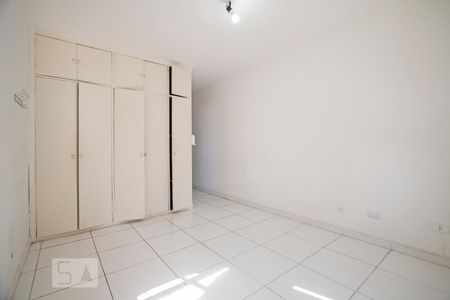Casa à venda com 160m², 3 quartos e 2 vagasSuite