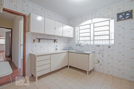 Casa à venda com 160m², 3 quartos e 2 vagasCozinha