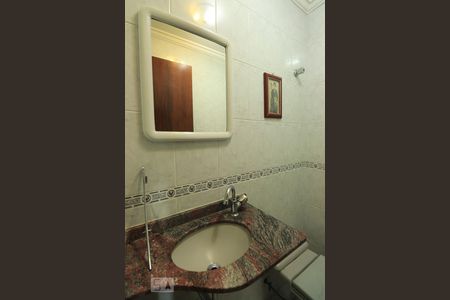 Lavabo de apartamento à venda com 3 quartos, 130m² em Vila Valparaiso, Santo André