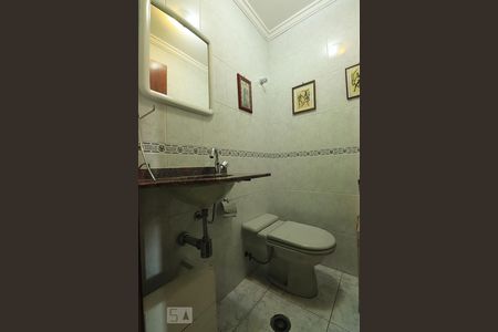 Lavabo de apartamento à venda com 3 quartos, 130m² em Vila Valparaiso, Santo André