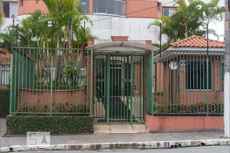 Apartamento para alugar com 70m², 2 quartos e 1 vagaFachada