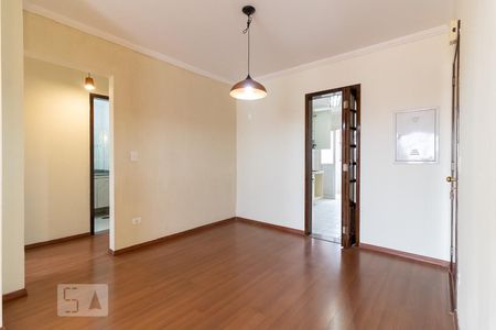 Sala de apartamento para alugar com 2 quartos, 70m² em Vila Santo Estéfano, São Paulo