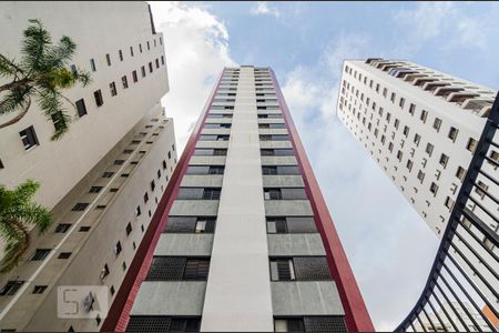 Apartamento para alugar com 60m², 2 quartos e 2 vagasFachada