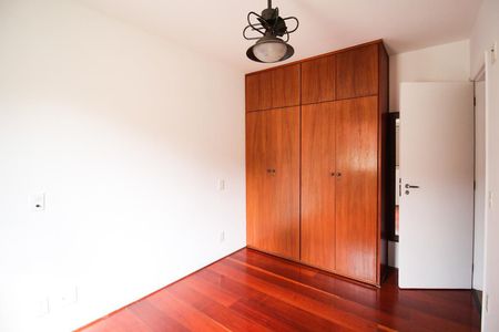 Apartamento à venda com 78m², 2 quartos e 2 vagas Apartamento à venda com 78m², 2 quartos e 2 vagasSuíte