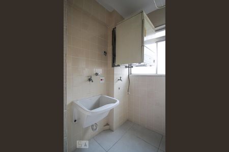 Apartamento à venda com 78m², 2 quartos e 2 vagas Apartamento à venda com 78m², 2 quartos e 2 vagasÁrea de Serviço