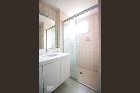 Apartamento à venda com 78m², 2 quartos e 2 vagas Apartamento à venda com 78m², 2 quartos e 2 vagasBanheiro da Suíte