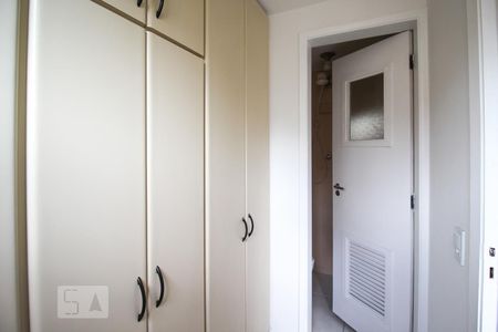 Apartamento à venda com 78m², 2 quartos e 2 vagas Apartamento à venda com 78m², 2 quartos e 2 vagasQuarto de Serviço
