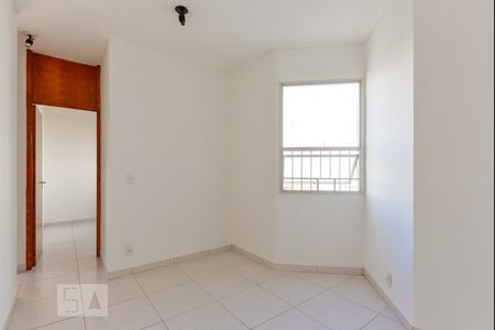 Sala de apartamento para alugar com 2 quartos, 58m² em Jardim Cura D’ars, Campinas