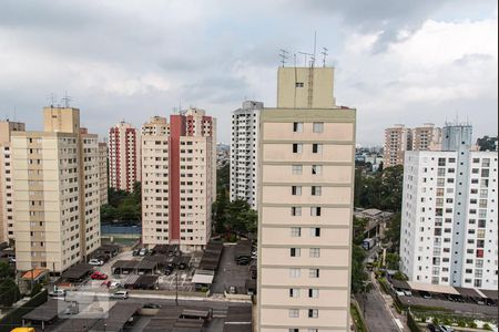 Vista do quarto 1 de apartamento para alugar com 2 quartos, 55m² em Jardim Celeste, São Paulo