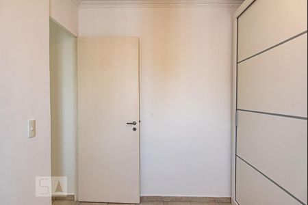 Quarto 2 de apartamento para alugar com 2 quartos, 55m² em Jardim Celeste, São Paulo