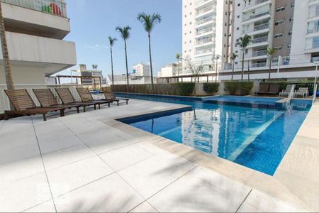 Apartamento à venda com 69m², 2 quartos e 1 vagapiscina