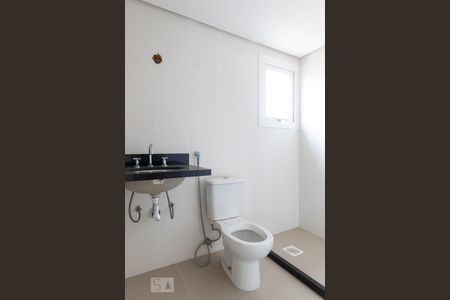 Casa de condomínio à venda com 233m², 3 quartos e 3 vagasBanheiro 1