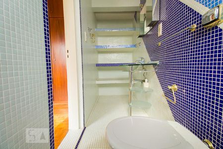 Apartamento à venda com 110m², 2 quartos e 3 vagasBanheiro da Suíte 1