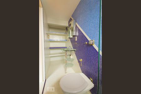 Apartamento à venda com 110m², 2 quartos e 3 vagasBanheiro da Suíte 1