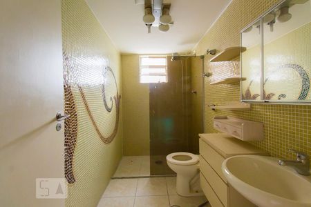 Apartamento à venda com 110m², 2 quartos e 3 vagasBanheiro da Suíte 2