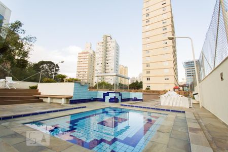 Apartamento à venda com 110m², 2 quartos e 3 vagasÁrea comum - Piscina
