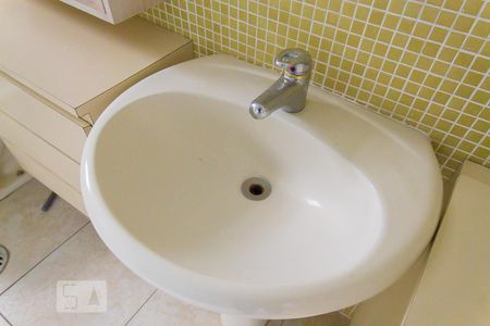 Apartamento à venda com 110m², 2 quartos e 3 vagasBanheiro da Suíte 2