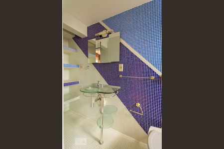 Apartamento à venda com 110m², 2 quartos e 3 vagasBanheiro da Suíte 1