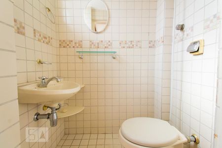 Apartamento à venda com 110m², 2 quartos e 3 vagasBanheiro