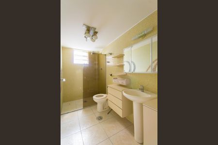 Apartamento à venda com 110m², 2 quartos e 3 vagasBanheiro da Suíte 2