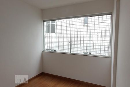 Sala de apartamento à venda com 3 quartos, 89m² em Santa Tereza, Belo Horizonte