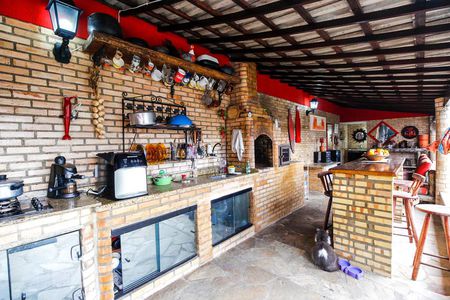 Casa de condomínio à venda com 300m², 5 quartos e 1 vagaCozinha