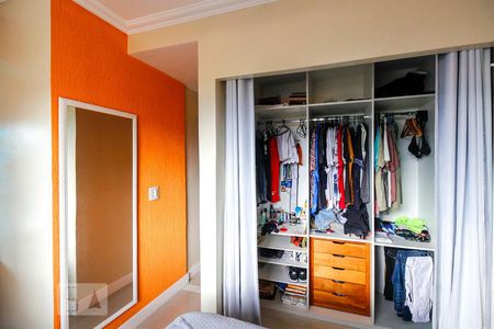 Casa de condomínio à venda com 300m², 5 quartos e 1 vagaSuíte 1