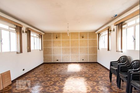 Casa à venda com 365m², 3 quartos e 3 vagasSalão de festas