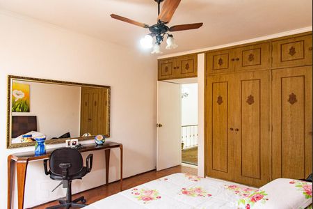 Casa à venda com 365m², 3 quartos e 3 vagasQuarto 2