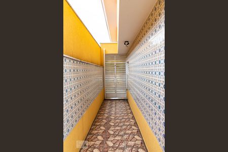 Casa à venda com 365m², 3 quartos e 3 vagasCorredor lateral 2