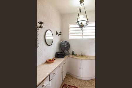 Casa à venda com 365m², 3 quartos e 3 vagasBanheiro da suíte