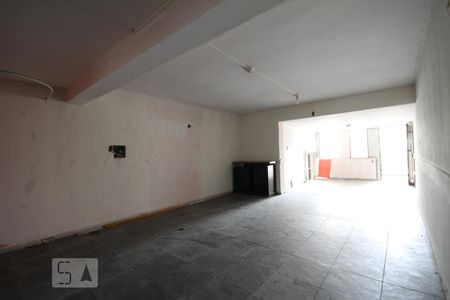Casa à venda com 300m², 4 quartos e 2 vagasGaragem