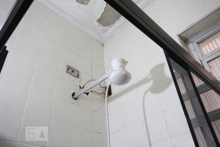 Casa à venda com 300m², 4 quartos e 2 vagasBanheiro