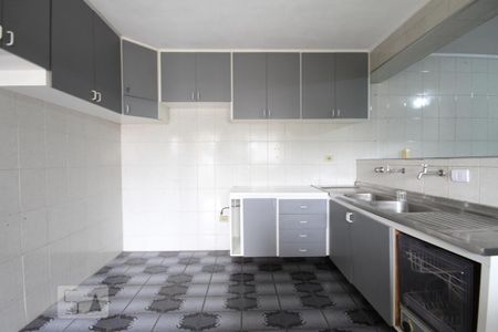 Casa à venda com 300m², 4 quartos e 2 vagasCozinha