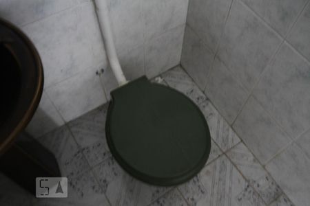 Casa à venda com 300m², 4 quartos e 2 vagasBanheiro de serviço