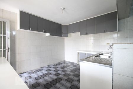 Casa à venda com 300m², 4 quartos e 2 vagasCozinha