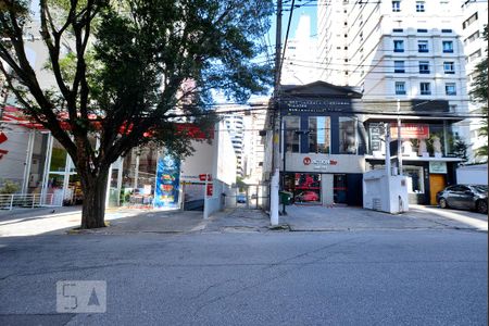 Fachada de kitnet/studio para alugar com 1 quarto, 50m² em Perdizes, São Paulo