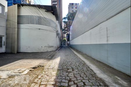 Entrada de kitnet/studio para alugar com 1 quarto, 50m² em Perdizes, São Paulo