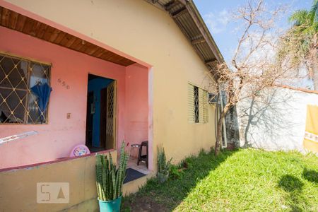 Casa à venda com 160m², 5 quartos e 3 vagas Casa à venda com 160m², 5 quartos e 3 vagasFachada