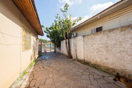 Casa à venda com 160m², 5 quartos e 3 vagas Casa à venda com 160m², 5 quartos e 3 vagasPátio
