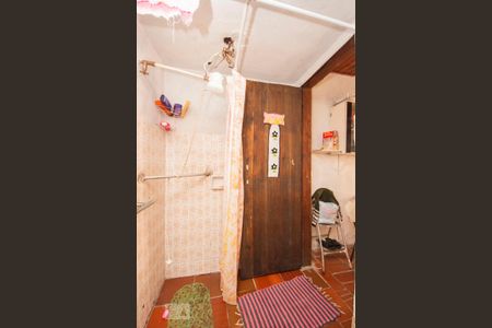Casa à venda com 160m², 5 quartos e 3 vagas Casa à venda com 160m², 5 quartos e 3 vagasBanheiro